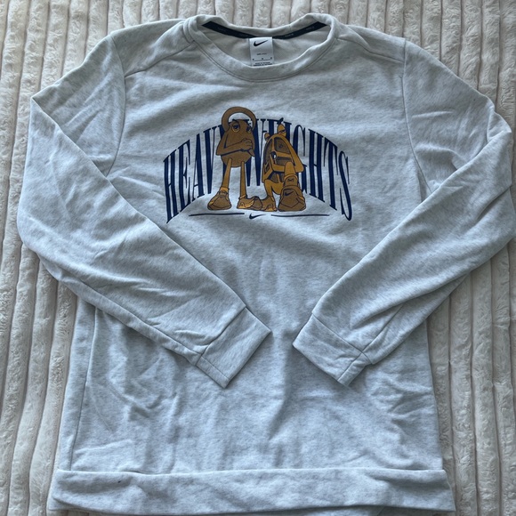 SOLD - Nike Sweater - Picture 2 of 3